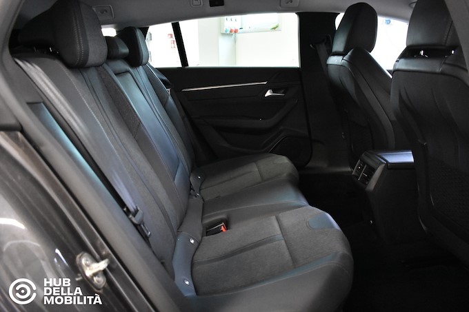 PEUGEOT 508 BlueHDi 130 Stop&Start EAT8 SW Allure Pack